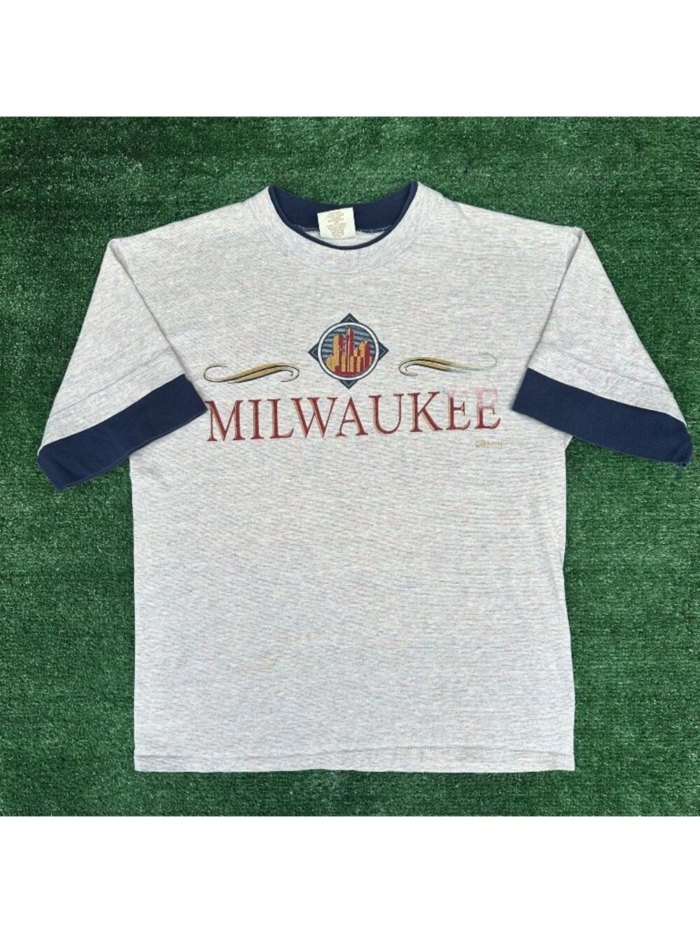 Vintage 90s Milwaukee T-Shirt M Confetti Heather Gray Layered Midwest Grunge